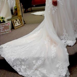 Brand New Wedding Gown
